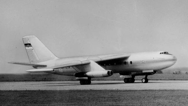 Flugzeugwerke Dresden Baade 152 